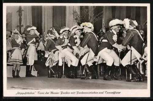 AK Stippeföttchen, Tanz der Blauen Funken mit Funkenmariechen und Tanzoffizier