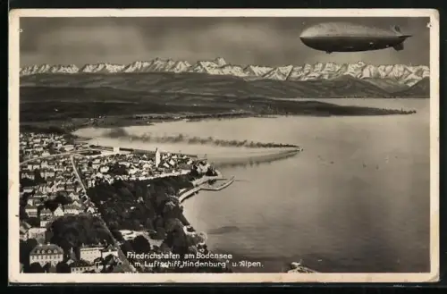 AK Friedrichshafen am Bodensee, Teilansicht mit Luftschiff LZ 129 Hindenburg