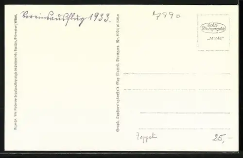 AK Friedrichshafen a. B., Luftschiff LZ 127 Graf Zeppelin in voller Fahrt über der Stadt