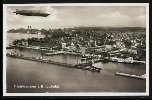 AK Friedrichshafen a. B., Fliegeraufnahme der gesamten Stadt mit einem Zeppelin