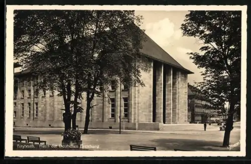 AK Bayreuth, neben dem Haus der Deutschen Erziehung