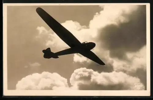 AK Segelflugzeug vom Typ Rhönsperber kurz nach dem Start