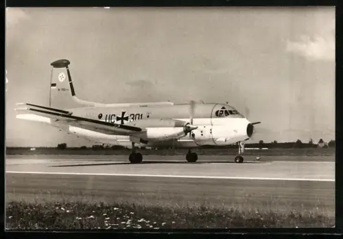 AK Marine Flugzeug Bréguet-Atlantic auf der Landebahn
