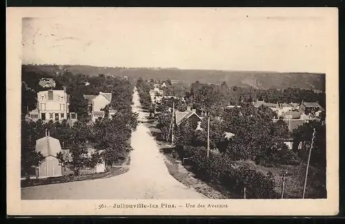 AK Jullouville-les-Pins, Une des Avenues