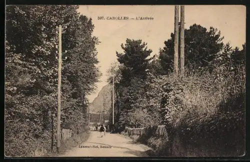 AK Carolles, L`Arrivée