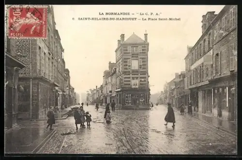 AK Saint-Hilaire-du-Harcouët, La Place Saint-Michel