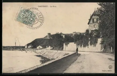 AK Carteret, Le Port et la promenade côtière