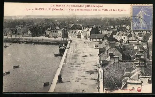 AK Barfleur /Manche, Vue panoramique sur la Ville et les Quais