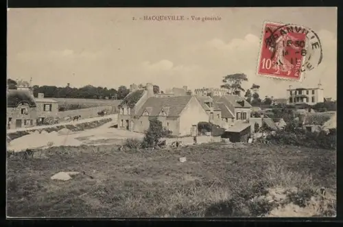 AK Hacqueville, Vue générale du village et des champs environnants