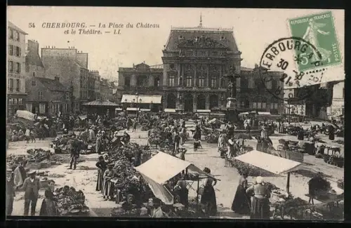 AK Cherbourg, La Place du Château et le Théâtre