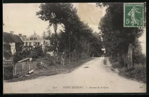 AK Pont-Hébert, Avenue de la Gare
