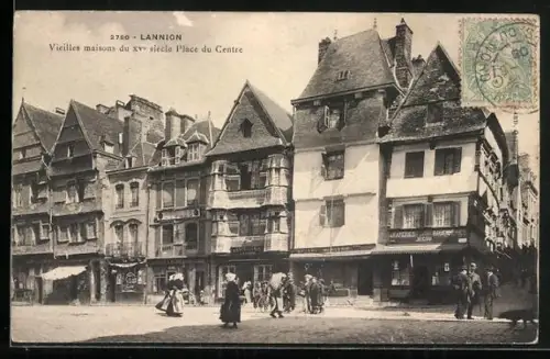 AK Lannion, Vieilles maisons du XVe siècle Place du Centre