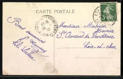 AK Étables, Baie du Moulin de la Grève avec cabines de plage et vue sur la côte rocheuse