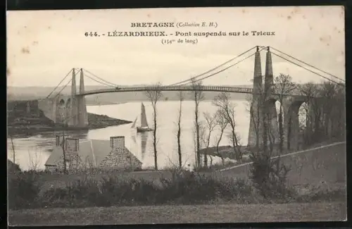 AK Lézardrieux, Pont suspendu sur le Trieux