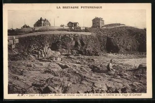 AK Erquy, Rochers et Grottes auprès de La Tranche, à l`entrée de la Plage de Caroual