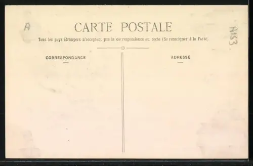 AK Erquy /C.-du-N., Château de Bien-Assis, Le Tapis Vert et l`Avenue