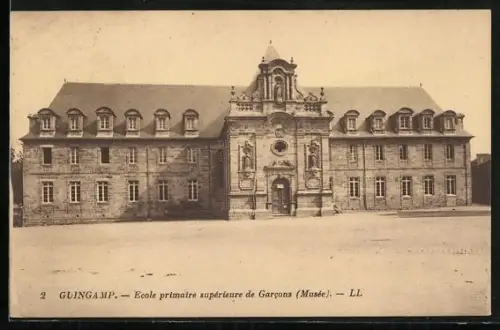 AK Guingamp, École primaire supérieure de Garcons, Musée