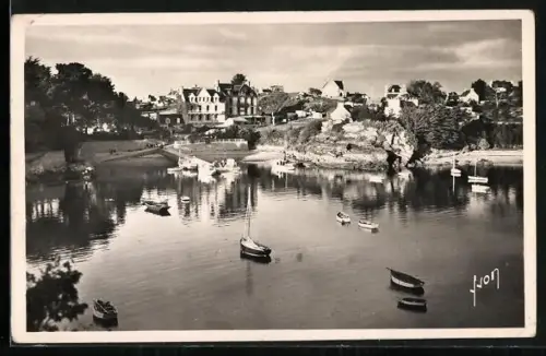 AK Île de Bréhat /C. du N., Le Port Clos avec bateaux à quai