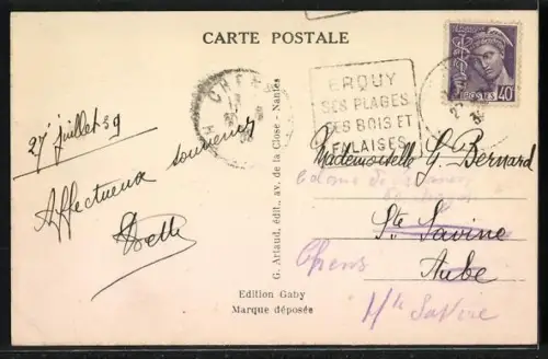 AK Erquy, Falaise de Noirmont avec bateaux amarrés dans le port