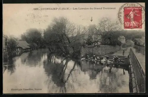 AK Guingamp /C.-du-N., Les Lavoirs du Grand Trotrieux