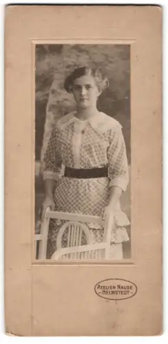 Fotografie Atelier Nause, Helmstedt, Friedel im gemusterten Kleid