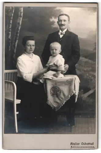 Fotografie Atelier Ochernal, Kötzschenbroda, Reinhold mit Frau und Kind