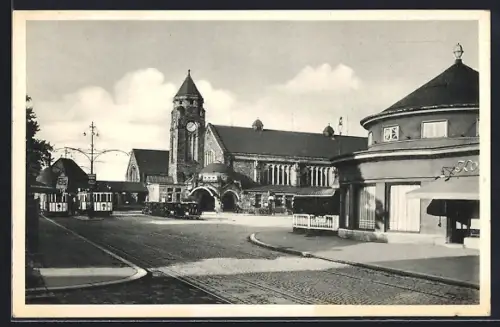 AK Giessen, Bahnhof. Strassenbahnen
