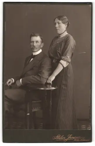 Fotografie Atelier Jensen, Kiel, Paar im Studio