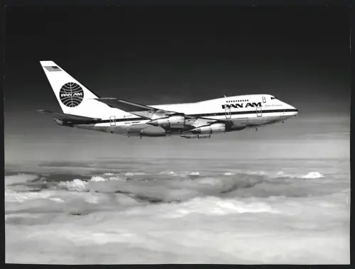 Fotografie Flugzeug Boeing 747 SP Jumbojet, Pan Am Clipper Constitution