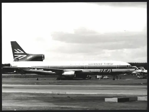 Fotografie Flugzeug Lockheed TriStar der BEA bei einer Luftfahrt-Ausstellung