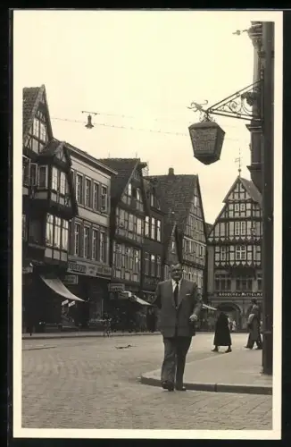 Foto-AK Celle, Marktplatz mit Gasthaus Ratskeller