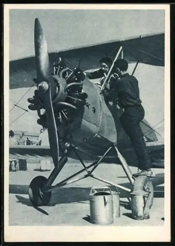 AK Tschechisches Flugzeug bei der Startvorbereitung