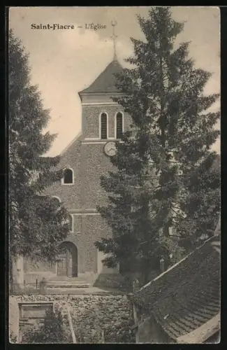 AK Saint-Fiacre, L`Église entourée d`arbres majestueux