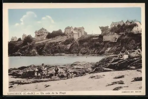 AK Lancieux /C.-du-N., Un coin de la Plage