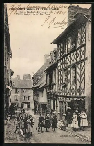 AK Saint-Brieuc, Vieilles Maisons de la Rue Fardel