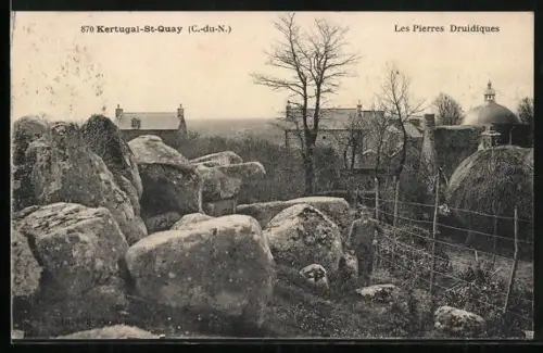 AK Kertugal-St-Quay /C.-du-N., Les Pierres Druidiques