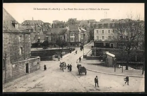 AK Lannion /C.-du-N., Le Pont Ste-Anne et l`Hôtel de France