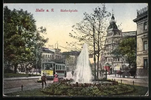 AK Halle a. S., Riebeckplatz mit Fontäne und Strassenbahn