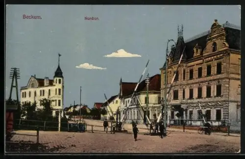 AK Beckum / Westf., Nordtor, Bahnübergang mit Schlagbaum