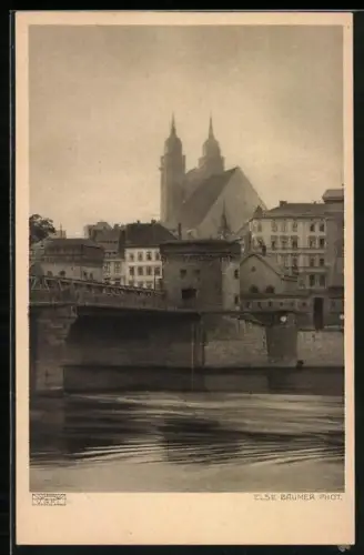 AK Magdeburg, Johanniskirche mit Brücke vom Wasser aus