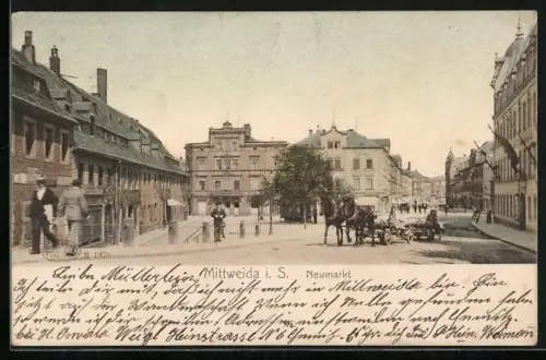 AK Mittweida i. S., Neumarkt, Panorama mit Fuhrwerk und Strasse