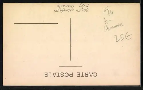AK Chamonix, Französische Alpenjäger marschieren mit klingendem Spieö
