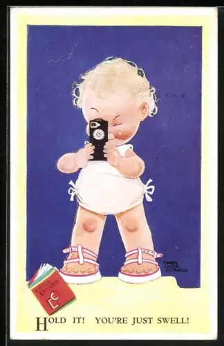 Künstler-AK Mabel Lucie Attwell: Mädchen mit einem Fotoapparat, Hold it! You`re Just Swell