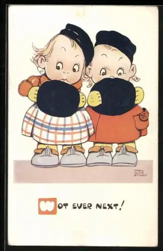 Künstler-AK Mabel Lucie Attwell: Zwei winterlich gekleidete Kinder mit Muffs