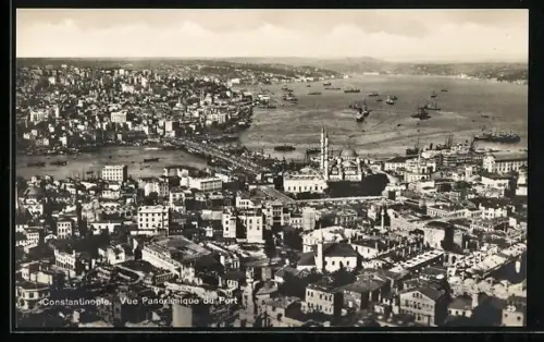 AK Constantinople, Panoramablick mit Hafen