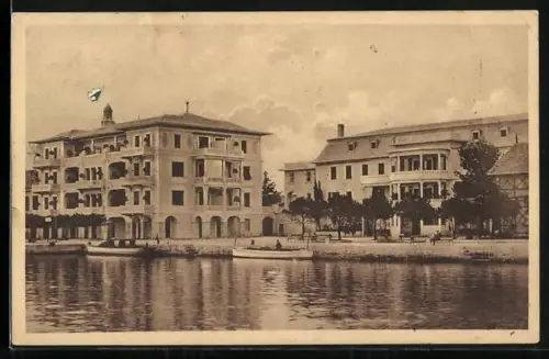 AK Brioni, Hotel Neptun, Boote