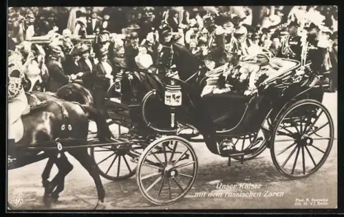 AK Kaiser Nikolaus II. von Russland und Kaiser Wilhelm II. von Preussen im Pferdewagen