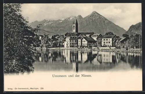 AK Unterseen, Ortspanorama mit Niesen vom Wasser aus
