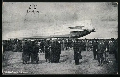 AK Menschen beobachten die Landung vom Zeppelin Luftschiff Z.I.