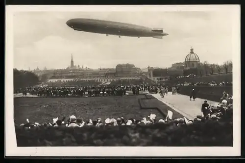 AK Wien, Zeppelin über der Stadt